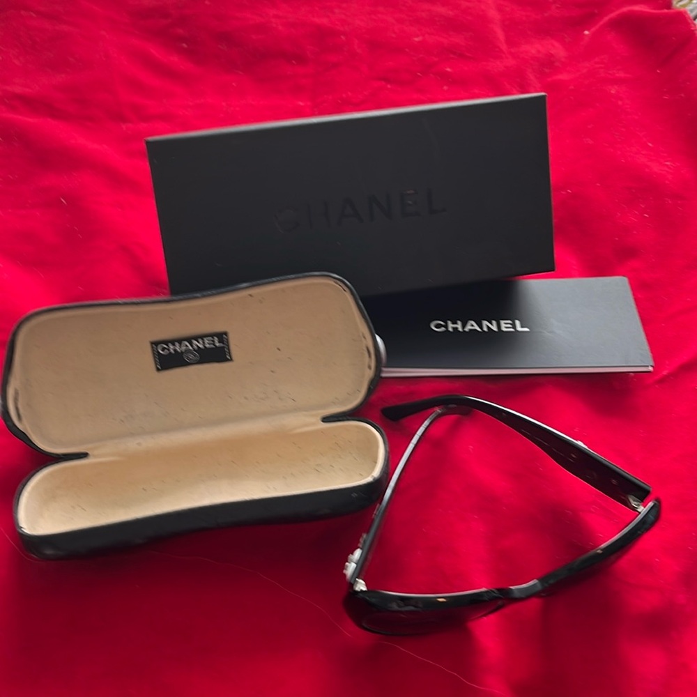 Chanel sunglasses